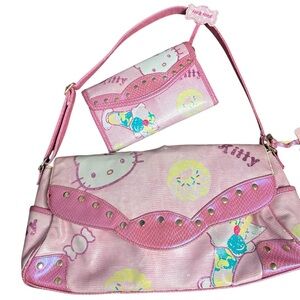 2005 hello kitty purse